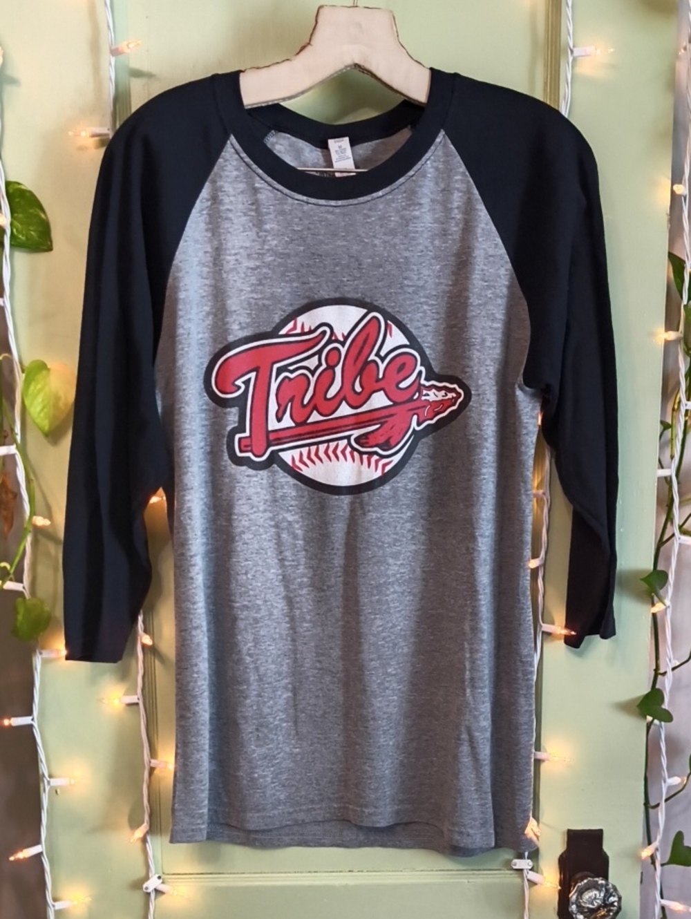 Women's Vintage Brand Tribe Guardians Indians Black Grey Baseball Tee M